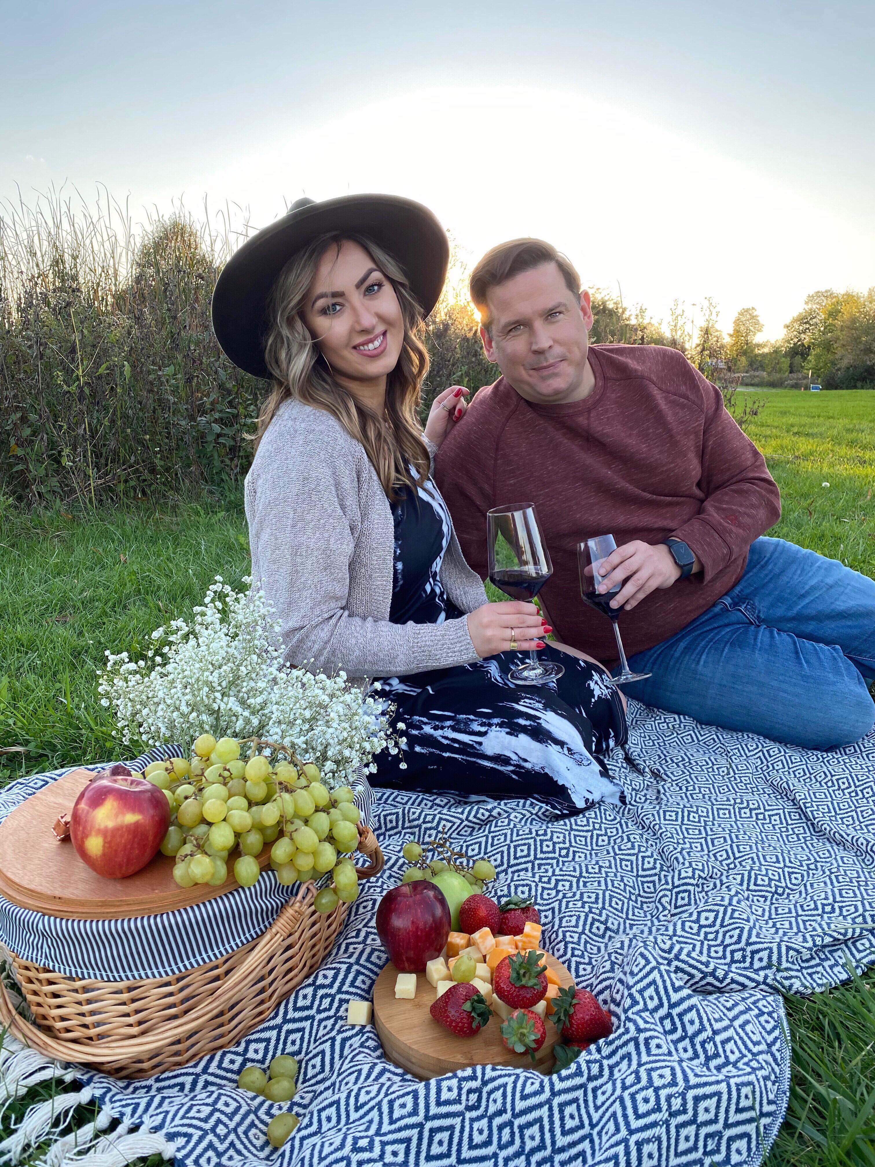 The Wedding Website of Karolina Gagacki and Matthew J. Schroeder
