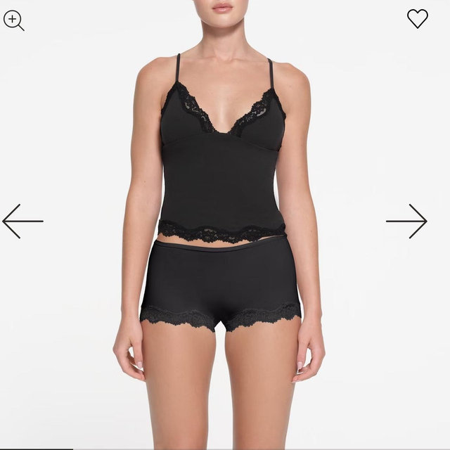 FITS EVERYBODY LACE TRIANGLE CAMI | ONYX Size L