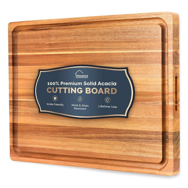 Howizz Acacia Wood Large Cutting Board, Thick Edge Grain Solid Wood Butcher Block For Kitchen, Non Toxic Pre-Oiled Carving Tray w/Juice Grooves and Easy Grip Handle, 17"x13" Thick 1.5" Gift-Ready Box