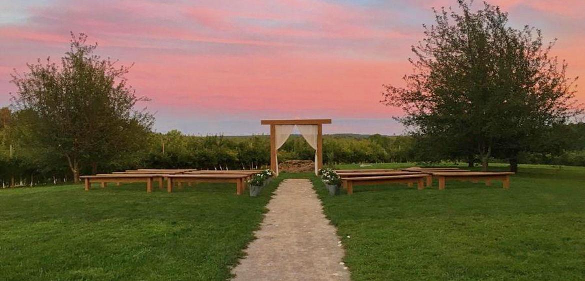 The Wedding Website of Kevin Strasheim and Emily Goncalves