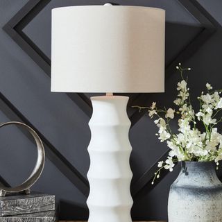 Veraleigh Table Lamp
