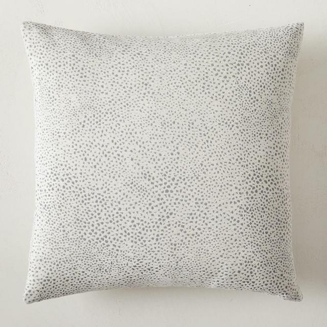 Dotted Chenille Jacquard Pillow Cover, 20"x20", White