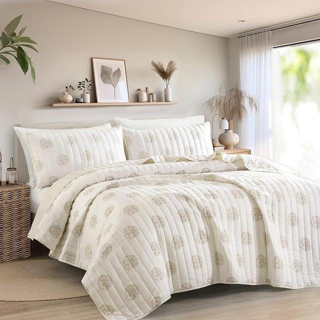 Wonderful Cotton Gauze Quilt Set Queen Size Off White Floral Bed Cover for All Season, Reversible Voile Quilt Bedding Sets with Pillow Shams for Queen Bed, Floral Bedspread Coverlet Set