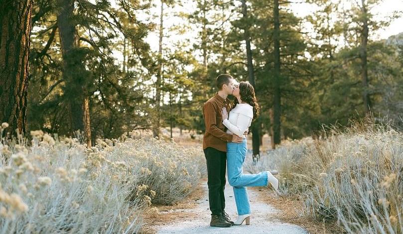 The Wedding Website of Kailee Myers and Joshua Kuklish