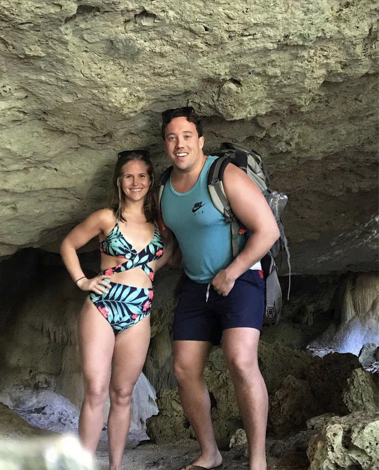 We fit right?
📍Cenote in Tulum, Mexico 🇲🇽 2018