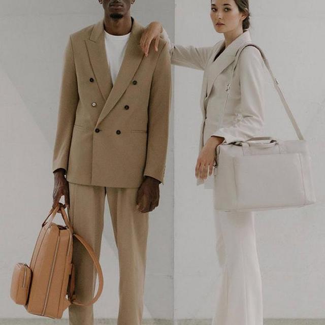 Luggage Carry-On (Desert Taupe)