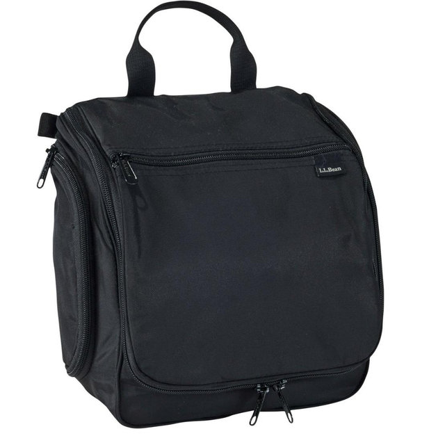 Toiletry Bags & Organizers