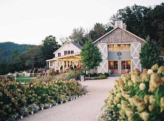 The Wedding Website of Karen Mauro and Dan Healey
