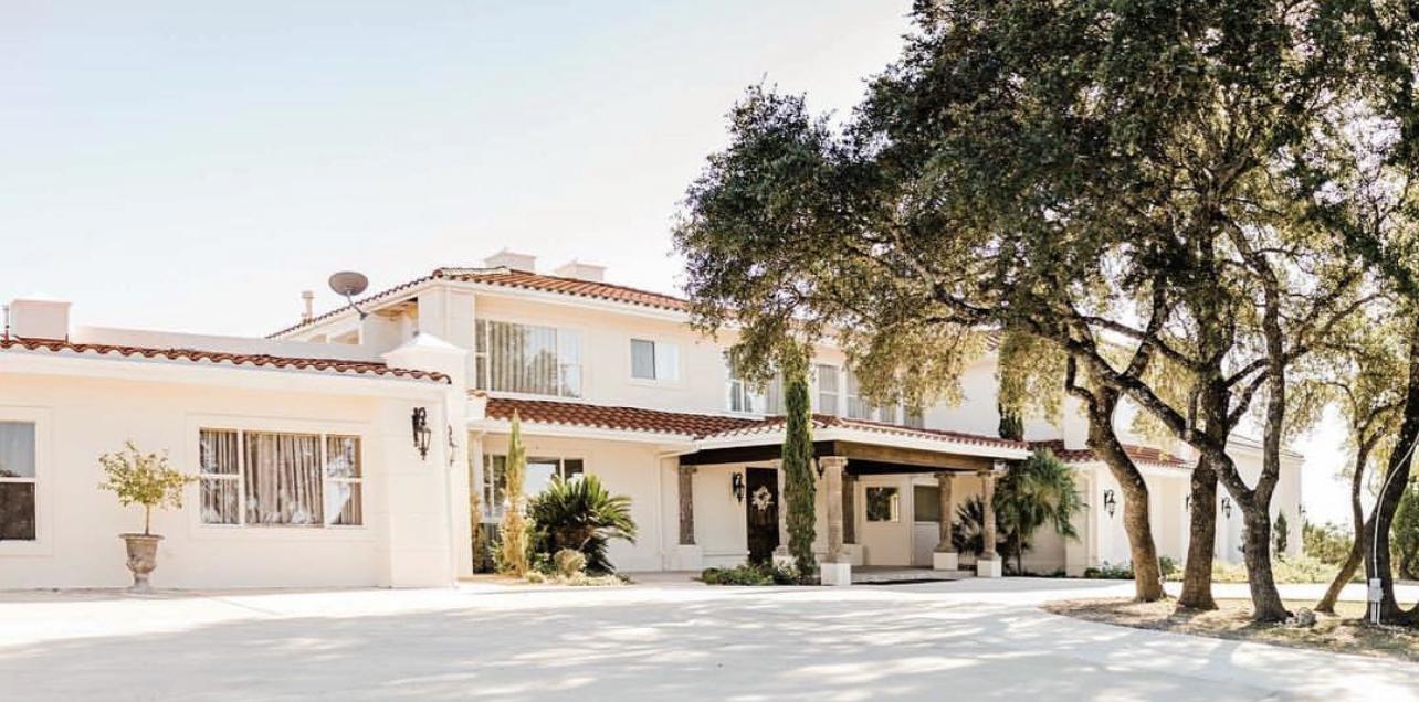 The Wedding Website of Tally Dilbert and Miles .