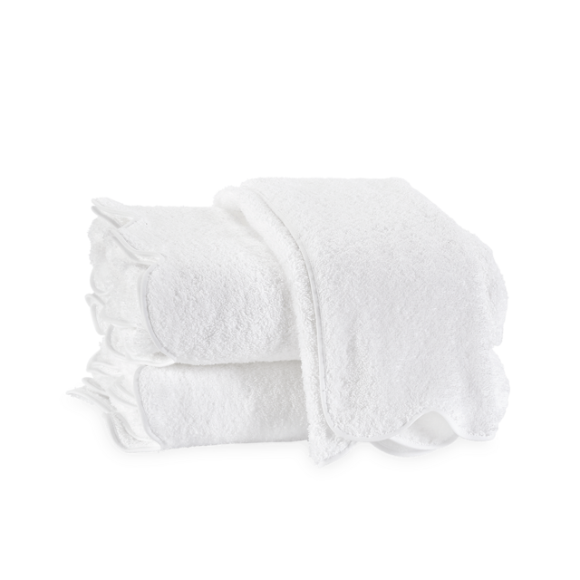 Matouk - Cairo Scallop Hand Towels, Monogrammed