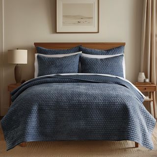 Velvet Stitch 3-Piece Quilt Set