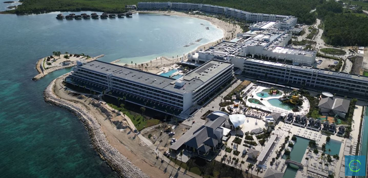 The Wedding Website of Samantha Whitney and Mark Ventresco