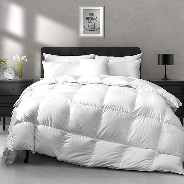 APSMILE Lightweight Goose Feather Down Comforter California King Size - Cooling Bed Comforter, Hotel Collection 750 Fill-Power Thin Feather Down Duvet for Warm Weather/Hot Sleepers, 104x96, White
