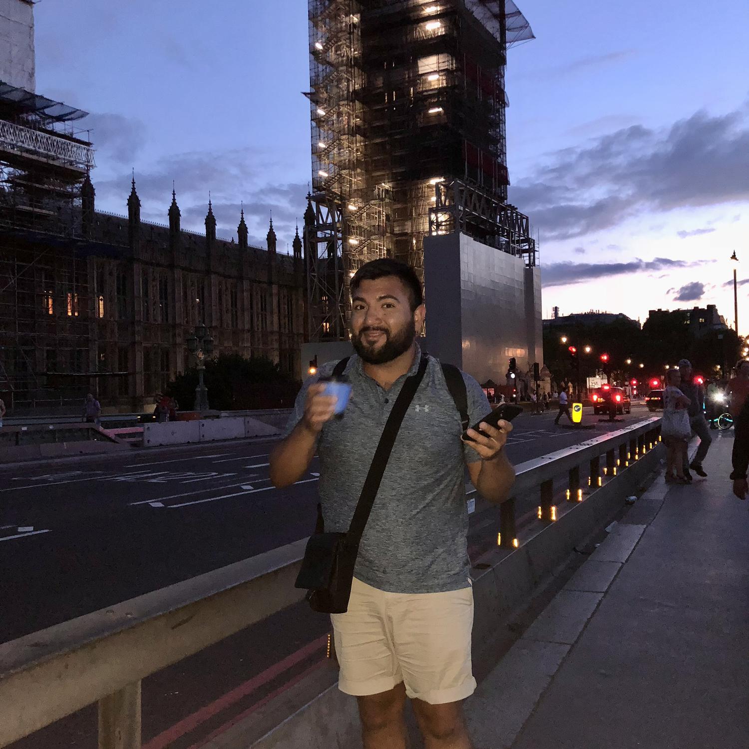 I forced us to have an overnight stopover in London, my favorite city, so that Rupert could experience a bit of what I did while studying in London in 2014. It proved not to be the last time. -Abe
