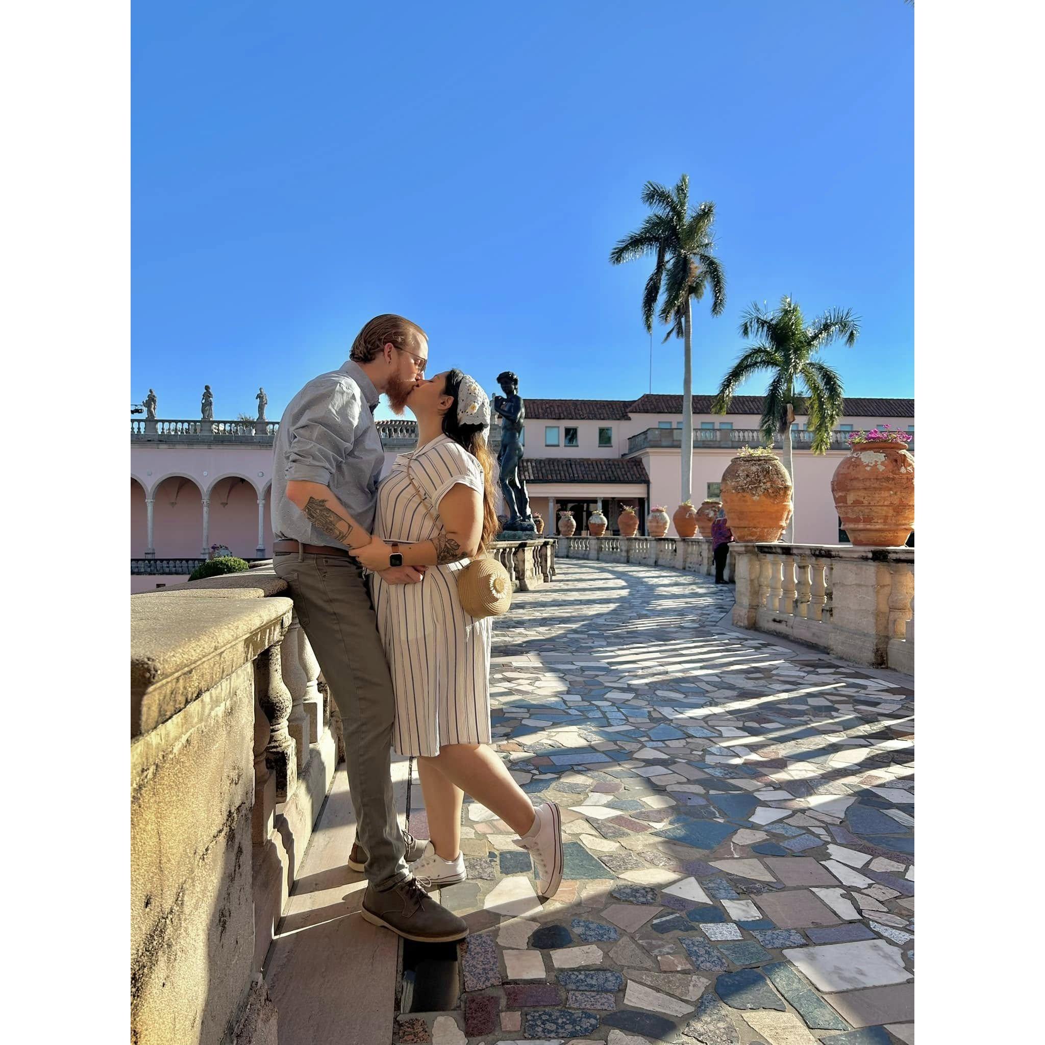 02/02/2024 Ringling Museum - Our 8th anniversary photo shoot