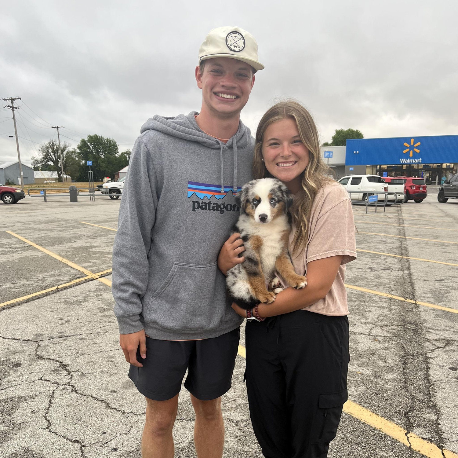 Auggie comes home!!