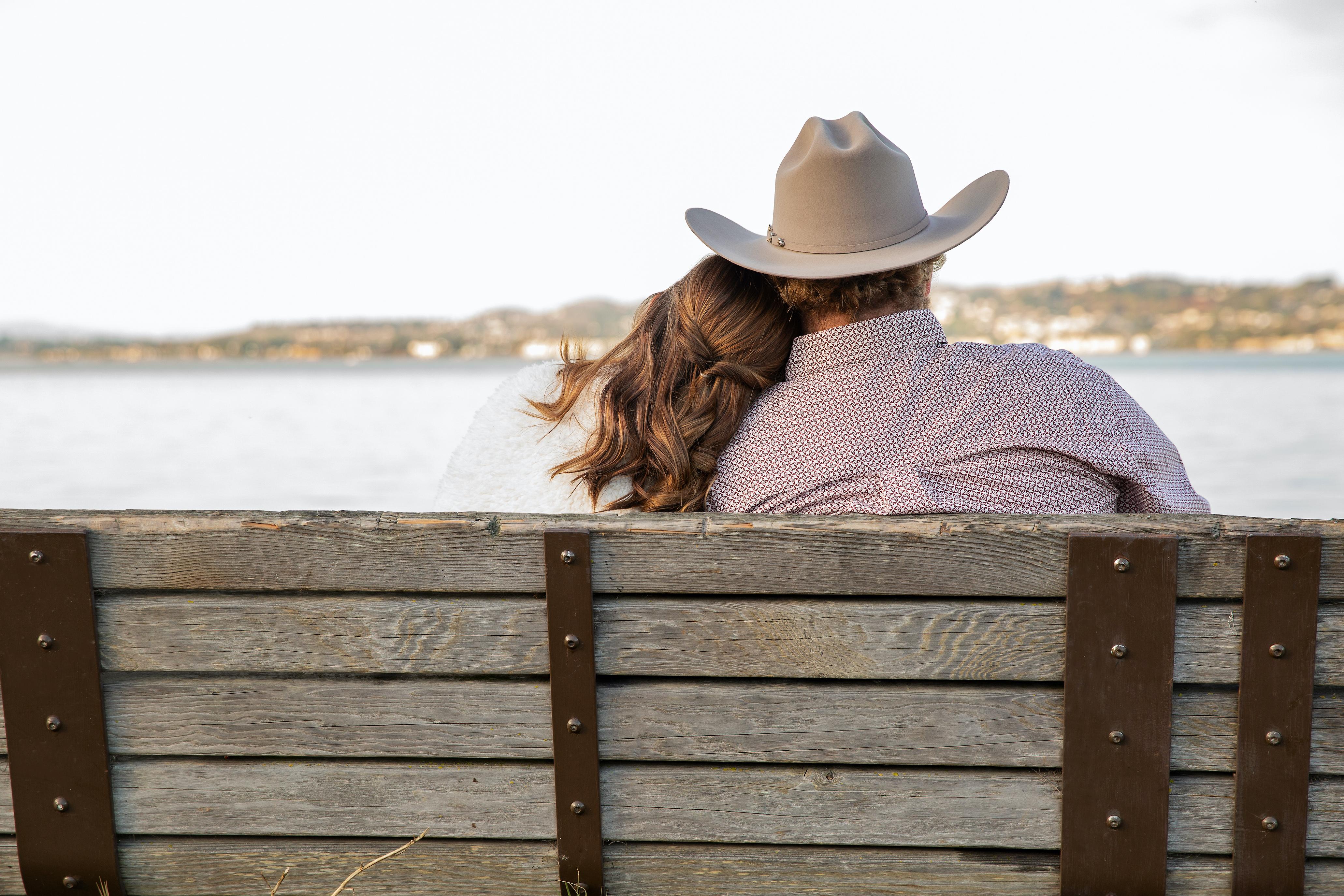 The Wedding Website of Hunter Lynn Maxwell and Dries Wyatt Pruis
