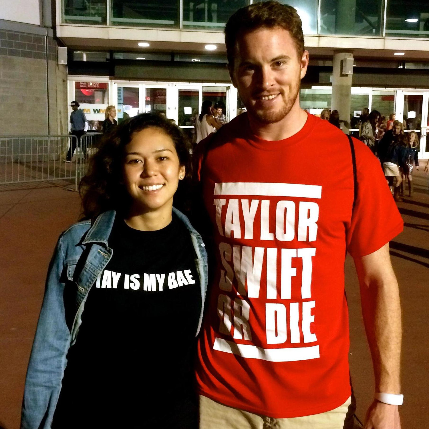 Maretie saved the day by getting the last tickets available to the Taylor Swift concert 15 minutes before the start through the ticketmaster's call center when Frank screwed up the online tickets!
