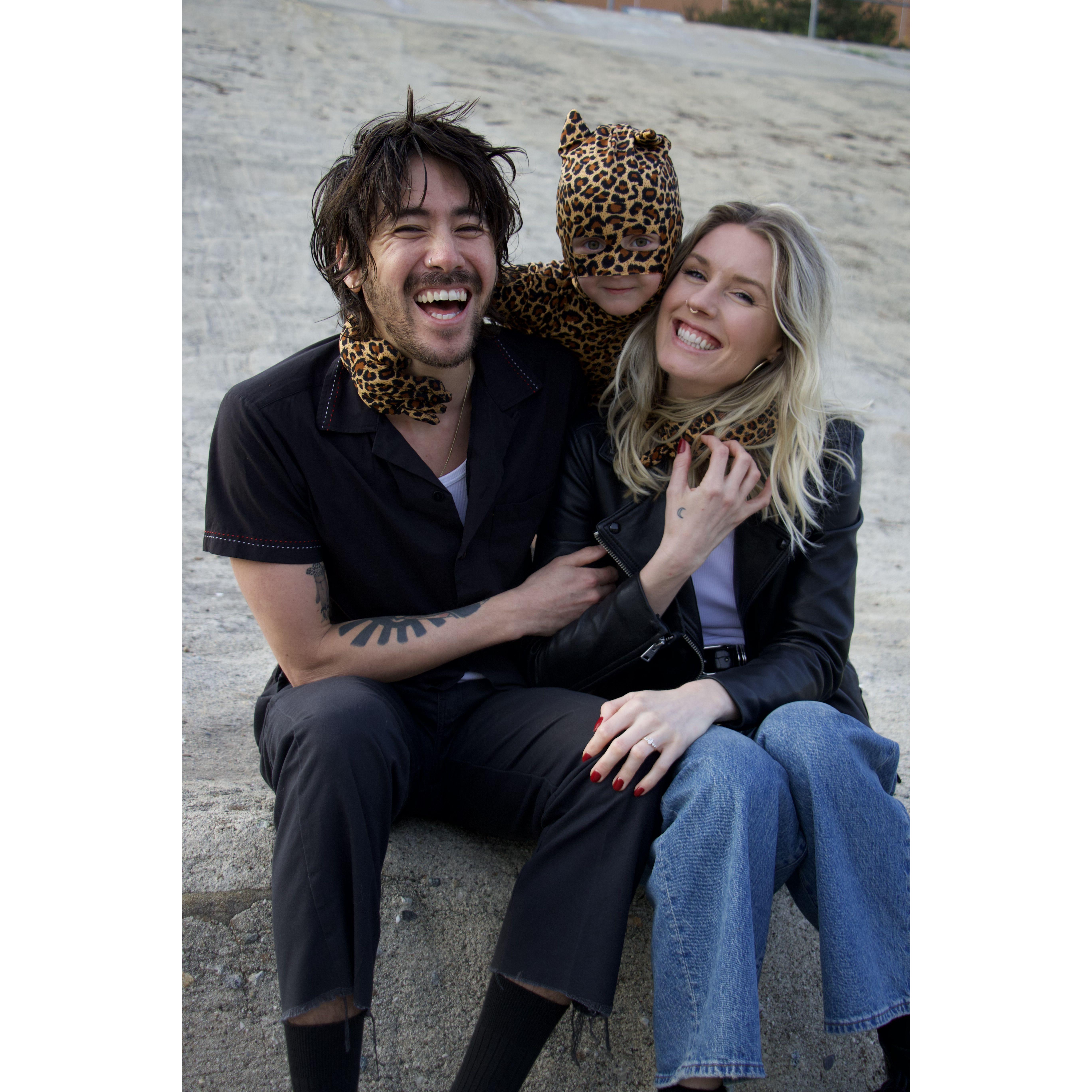 Engagement photos with special cameo by Yellow!
