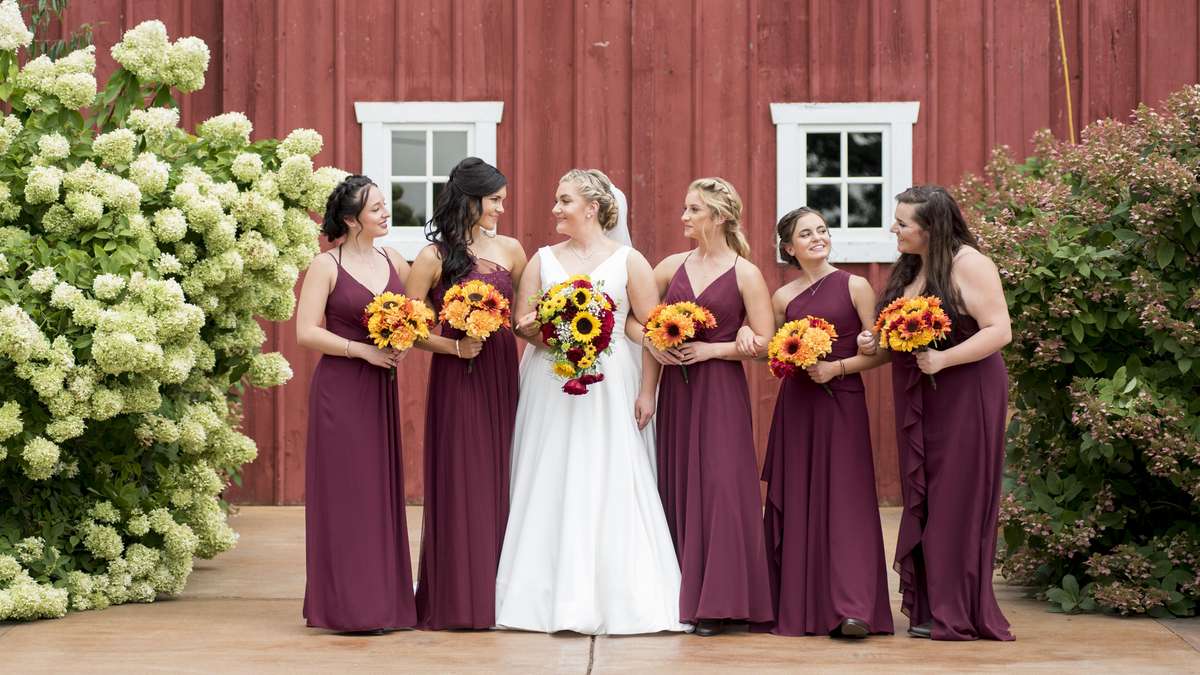 Zachary'S Red Barn & Farm Events Wedding Venues Zola