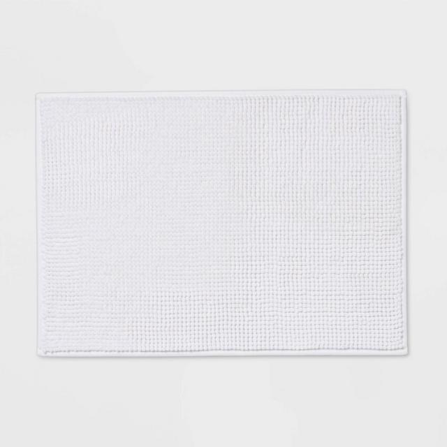 17"x24" Everyday Chenille Bath Rug White - Room Essentials™