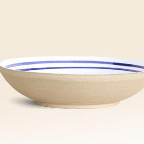 Serving bowl in Blue Banded