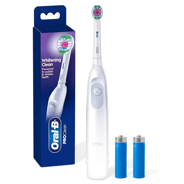 Oral-B Pro 100 3D White, Battery Toothbrush, White