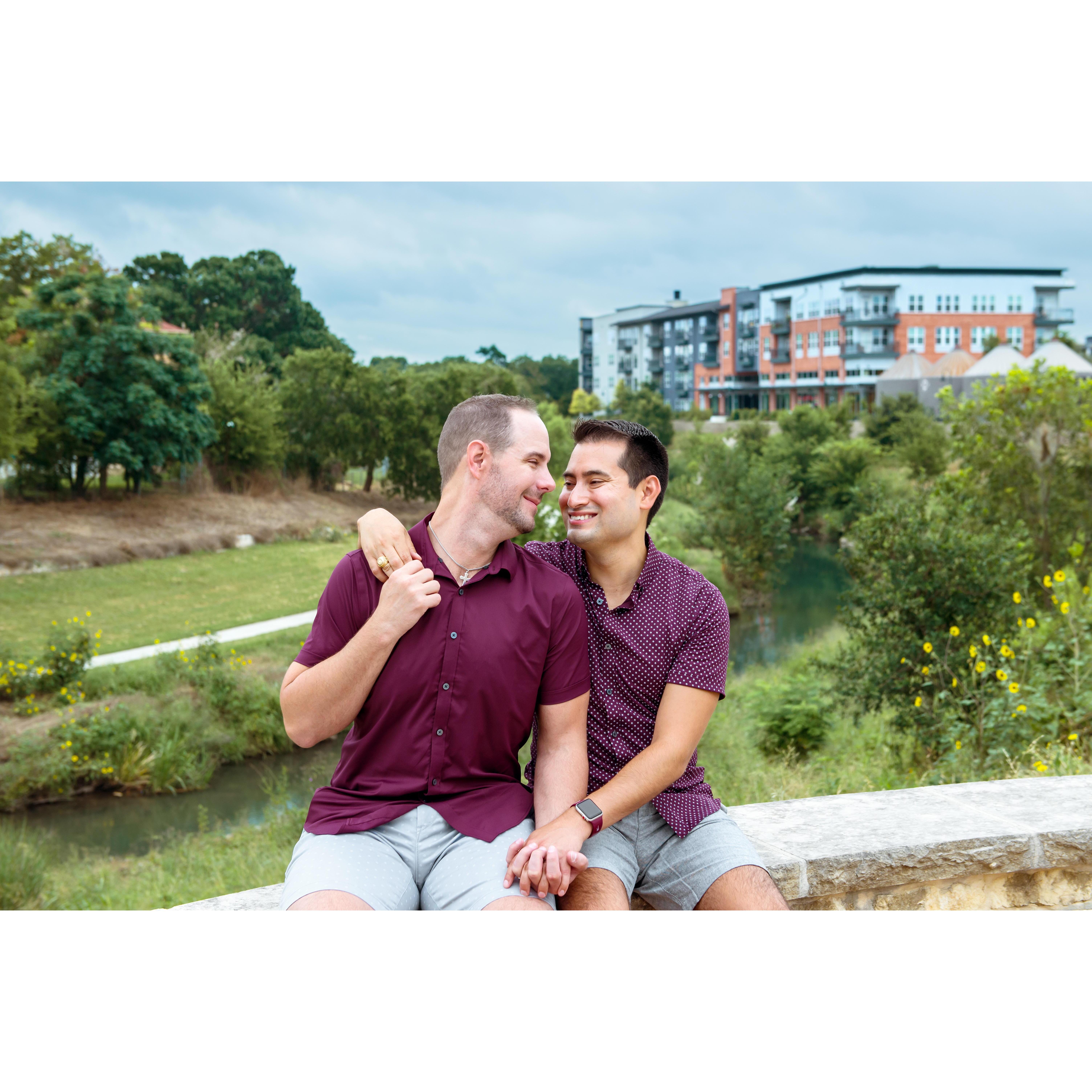 Engagement & Wedding Photographer: amyMELITOphotography