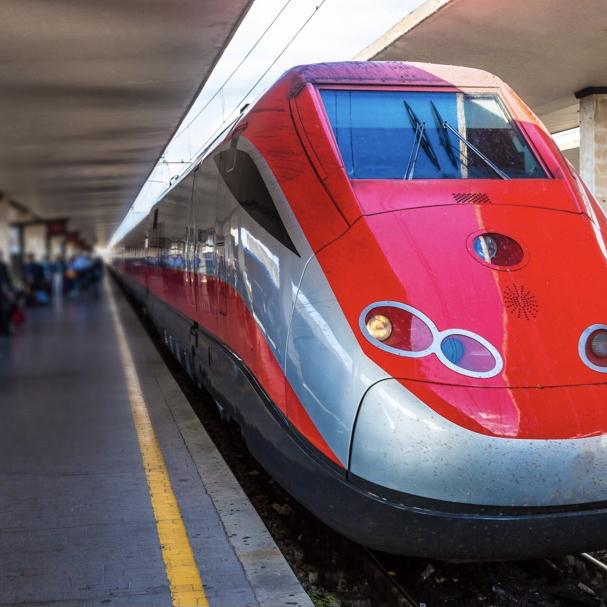 Roundtrip train from Rome to Venice