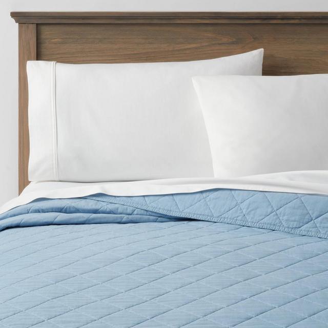 Full/Queen Diamond Stitch Cotton Linen Quilt Light Blue - Threshold™