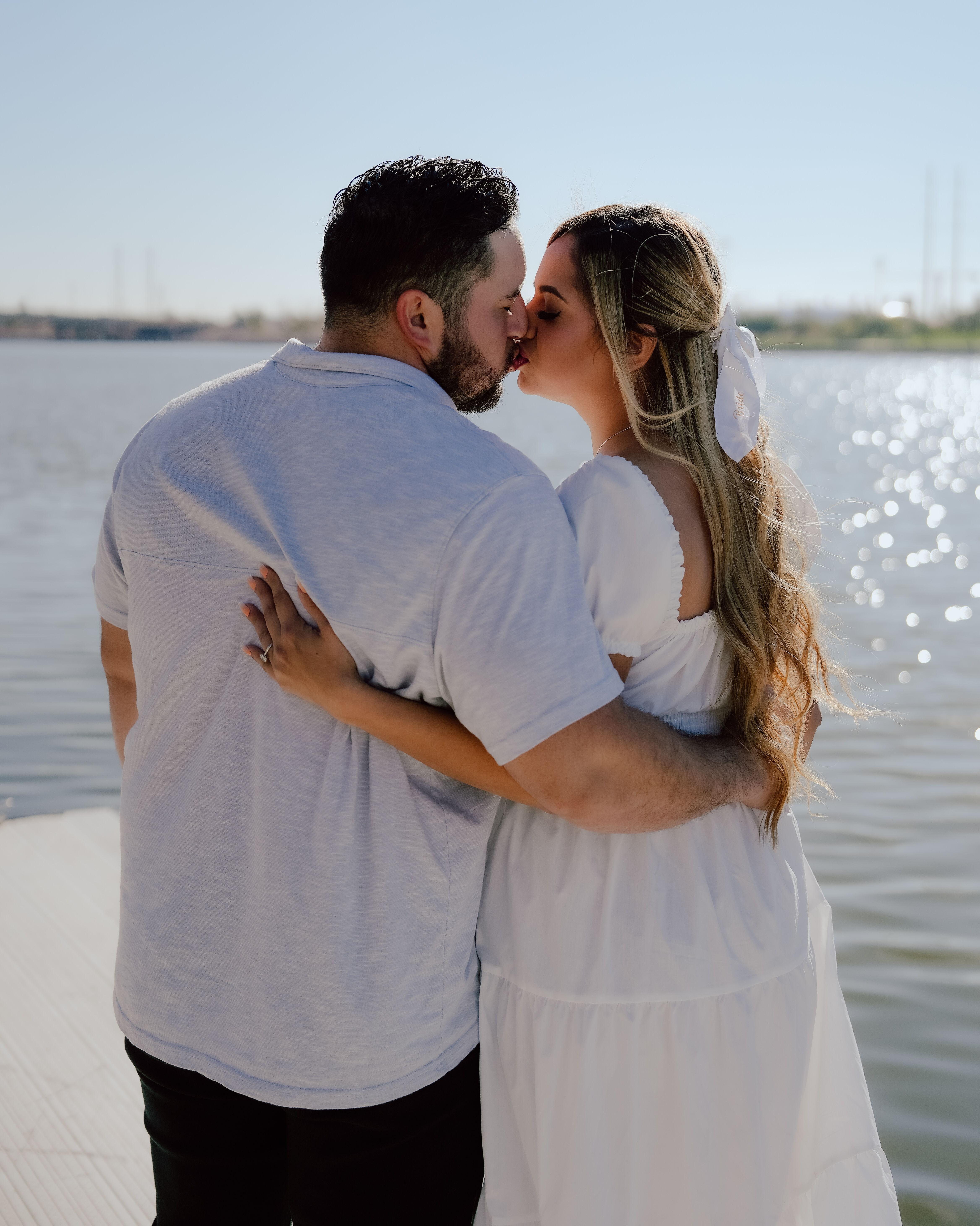 The Wedding Website of Vanessa Gallegos and Oscar Duarte