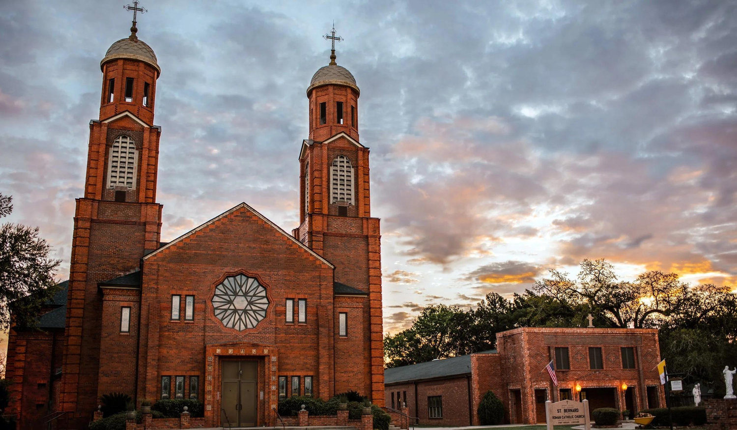 The Wedding Website of Marlee Dupuis and Mitchell Hebert