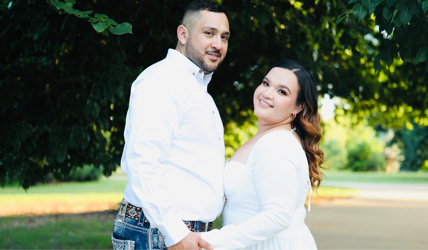 The Wedding Website of Evelyn Hernandez and Julio Cavazos
