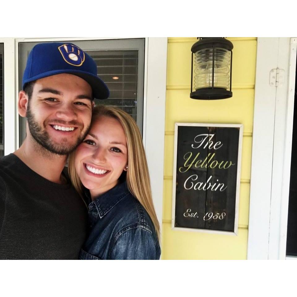 The Yellow Cabin- Branson, MO