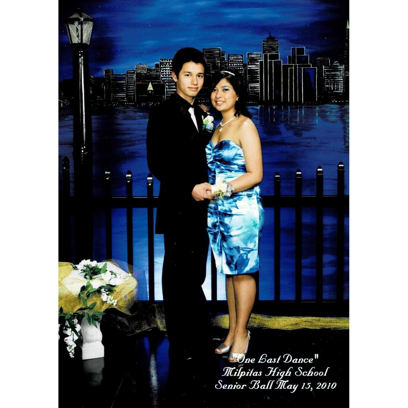 Riza's Senior Prom in San Francisco.
This is the date that marks our anniversary.