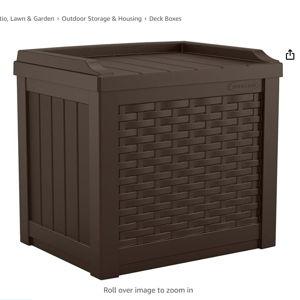 Suncast 22 Gallon Small Resin Storage Seat, Java, SSW600J