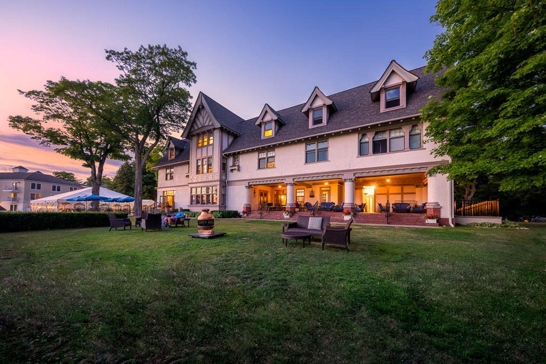 The Wedding Website of Kayla Sova and Steve Kubik
