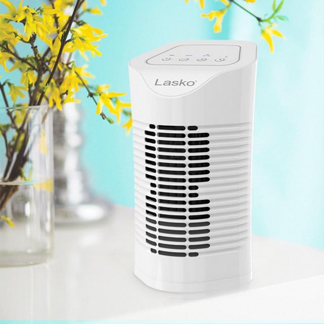 Desktop Air Purifier with 3-Stage Air Cleaning System