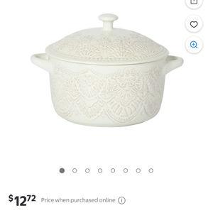 The Pioneer Woman Vintage Lace Round Ceramic Casserole Baking Dish with Lid, Linen