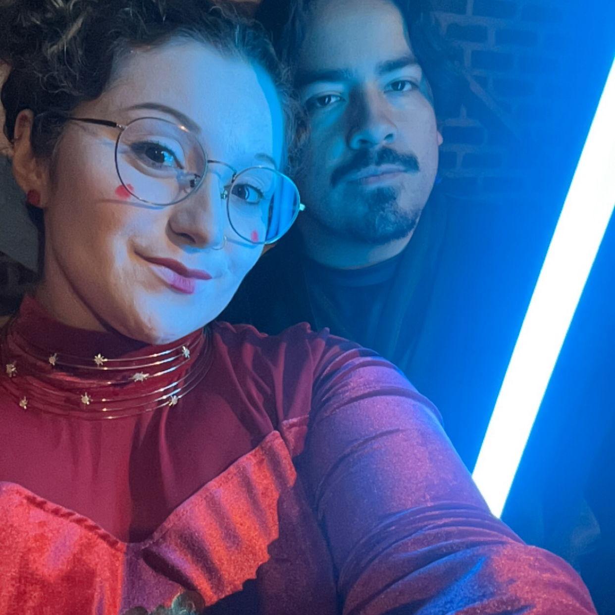 Anakin and Padme, couples goals (without the death)