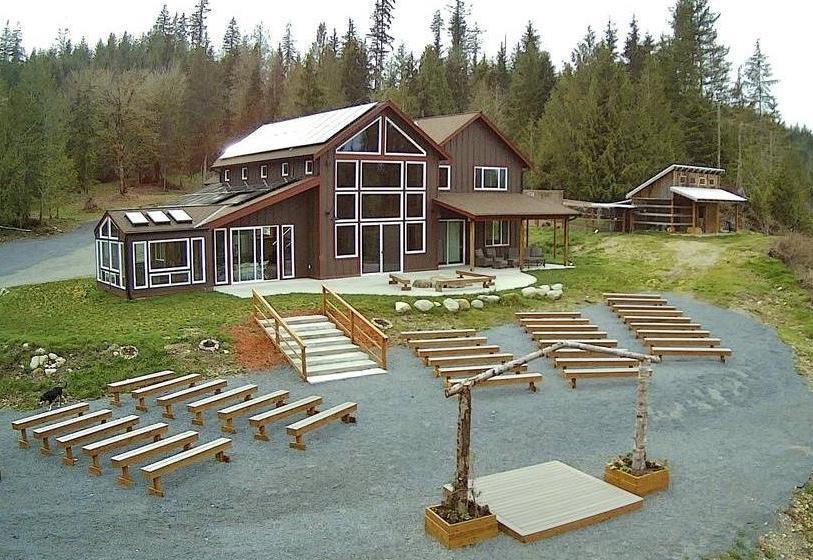 The Wedding Website of Ashley Jackson and Elliott Payne