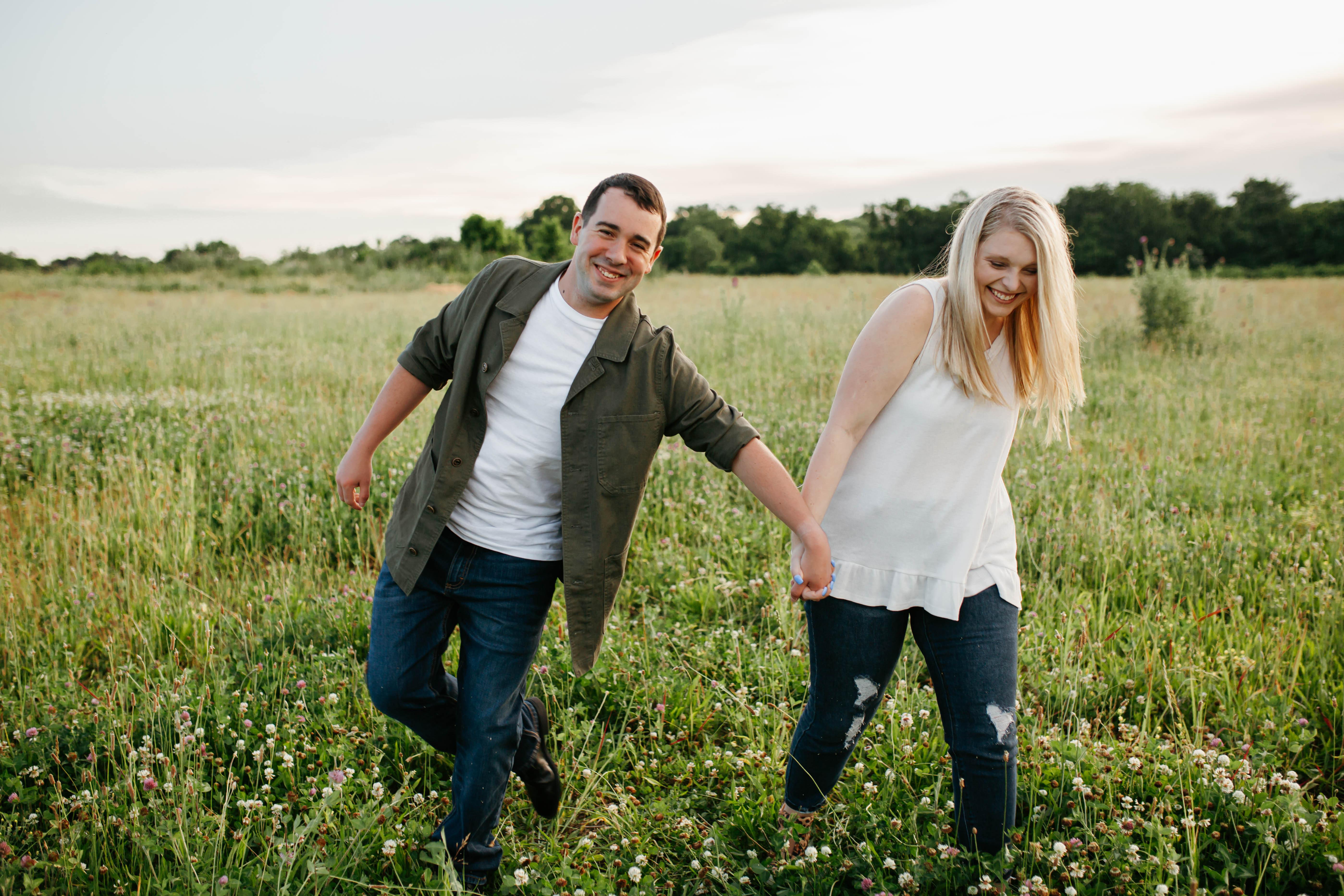 The Wedding Website of Morgan Raymer and Logan Vaughn