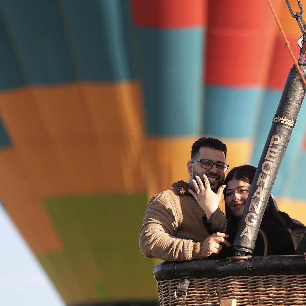 Engaged in Hot Air Balloon 💕
