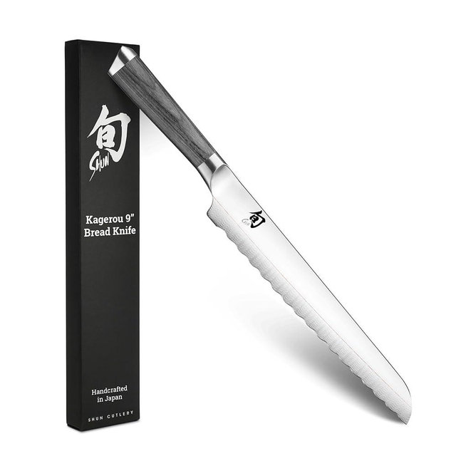 Shun Cutlery Kagerou Bread Knife 9 Inch, Long Sharp Serrations Glide Through Bread, Ideal for Cakes and Pastries, Authentic, Handcrafted, Japanese Serrated Kitchen Knife