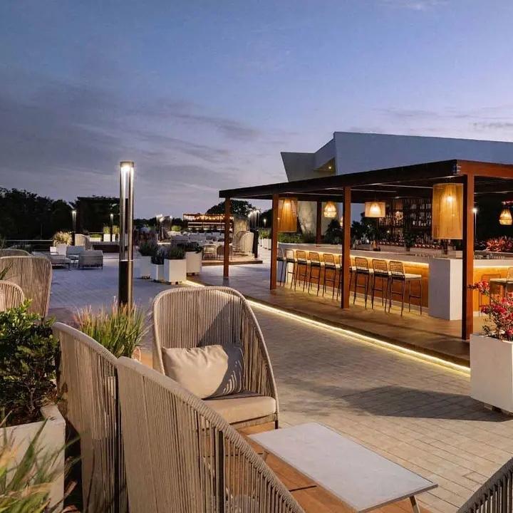 Breathe Sunset Bar