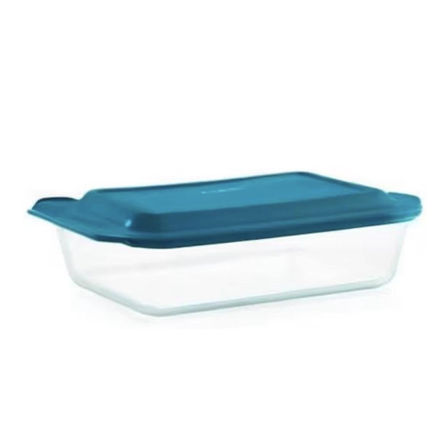 Pyrex Deep 9x13-Inch Glass Baking Dish with Lid, Deep Casserole Dish, Glass Food Container, Oven, Freezer and Microwave Safe, Clear Container
