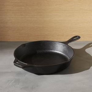 Lodge ® Cast Iron 12" Skillet