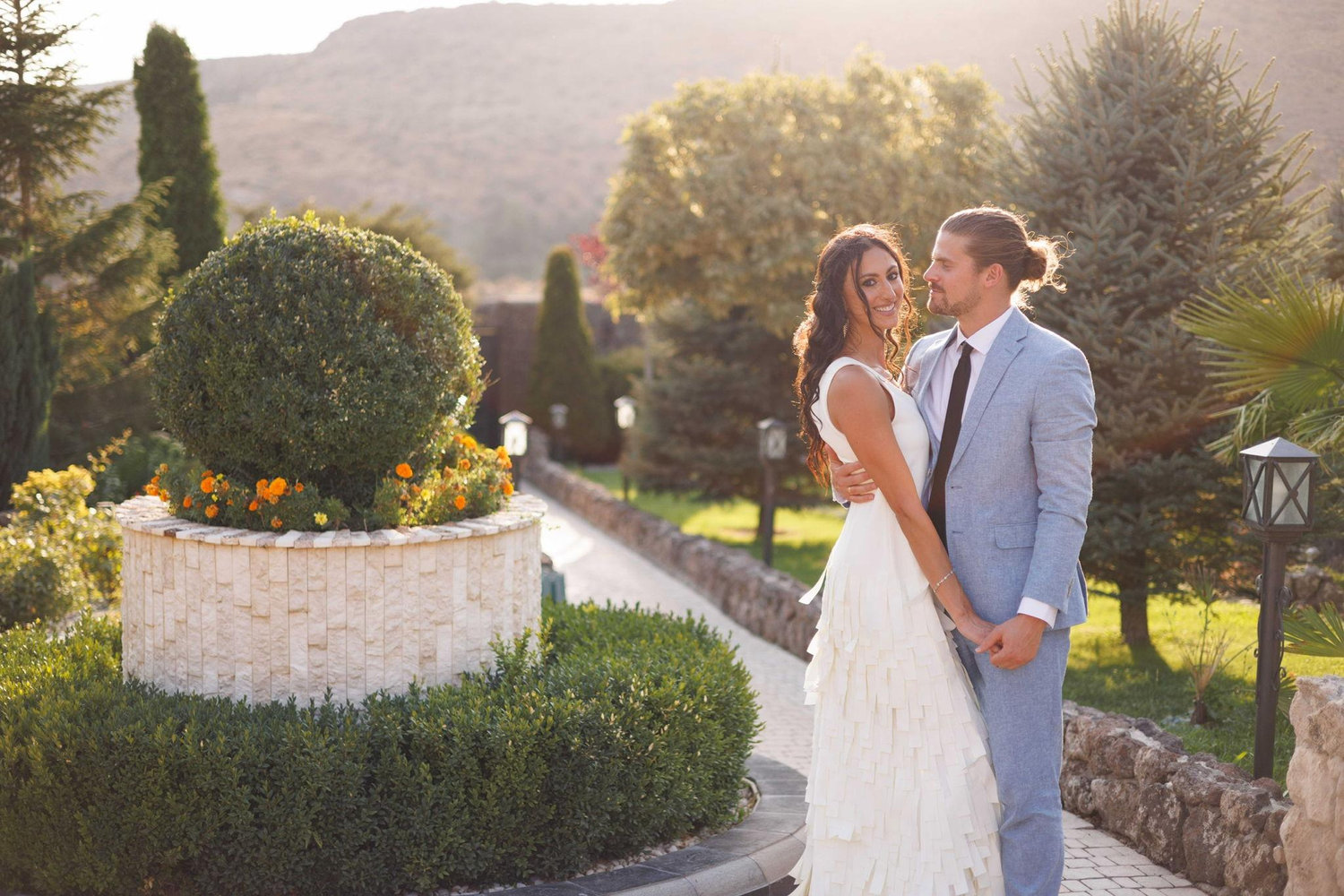 The Wedding Website of Mané Harutyunyan and Harry Pearce