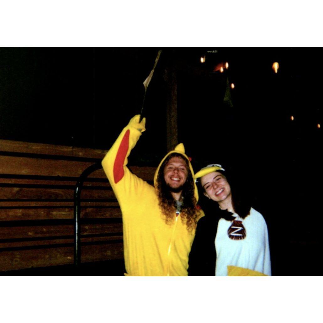 Recognize these surfers?