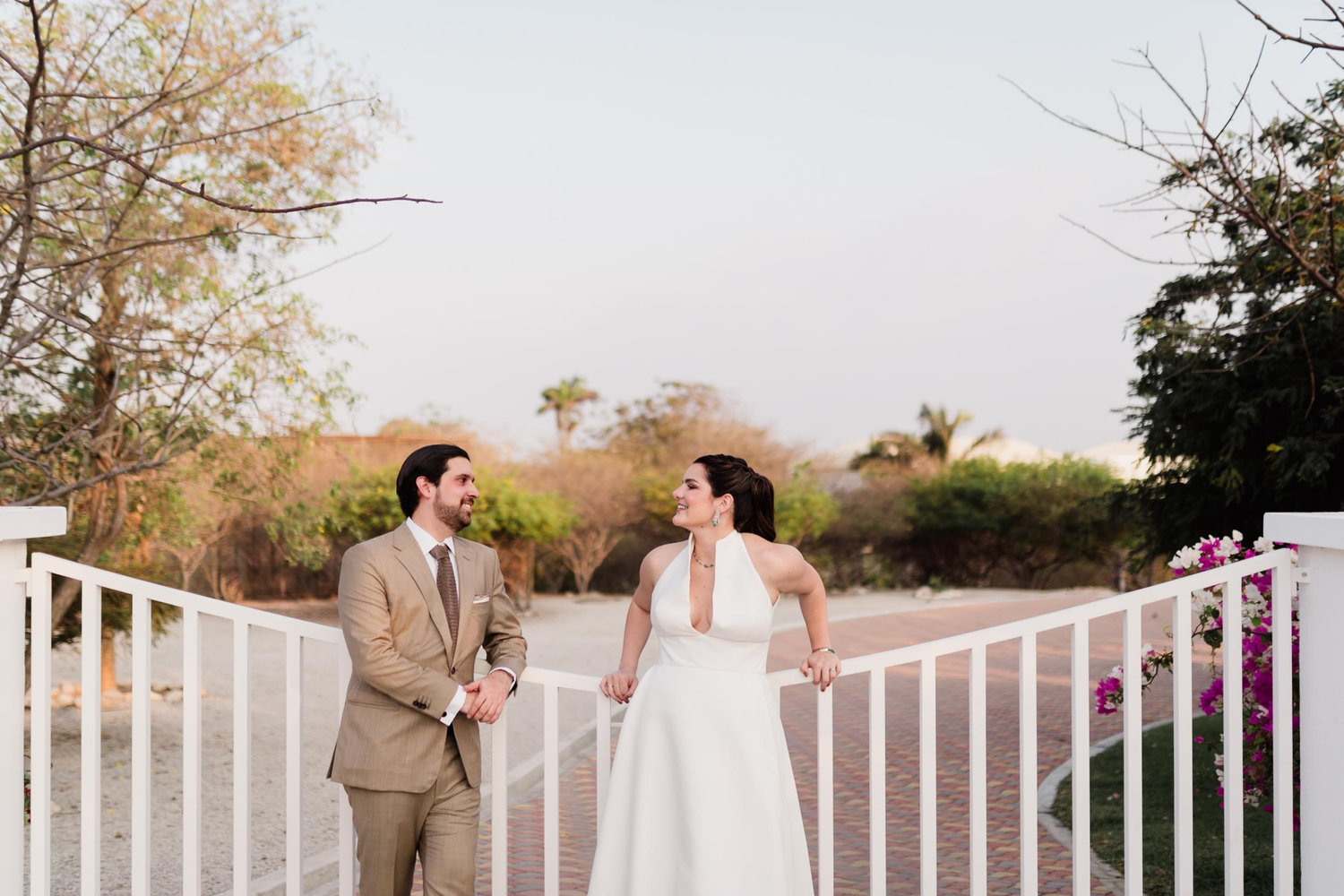 The Wedding Website of Alejandra Ycaza and Francisco Jarrin